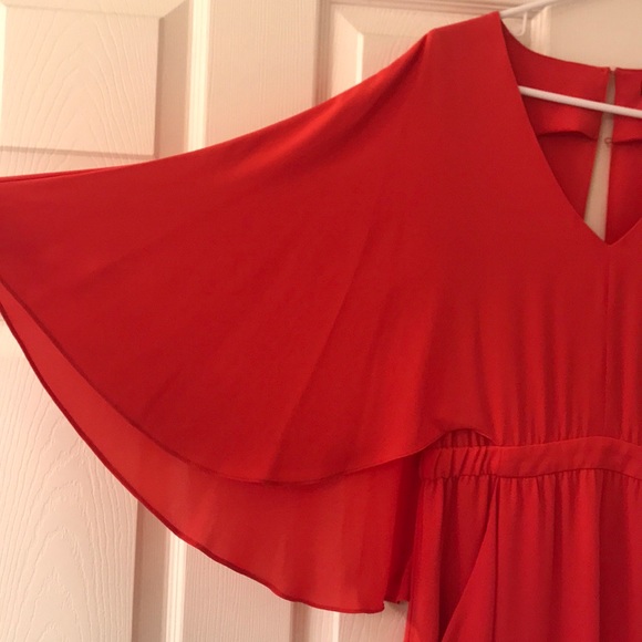Elegant red dress with pockets - Picture 2 of 5